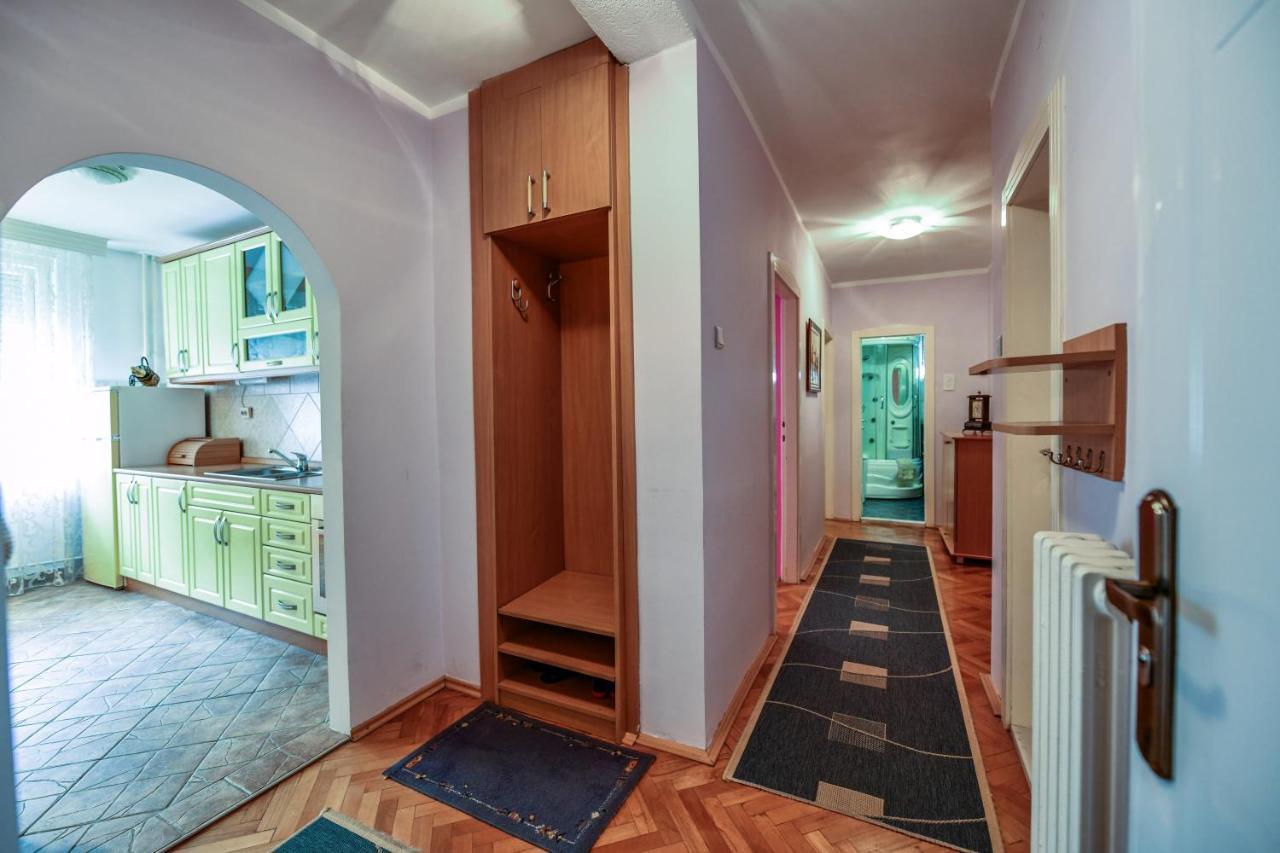 Lux Apartman Cvetkovic Kraljevo Exterior photo